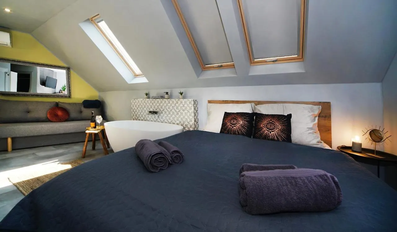 Eger'S Flow Apartment 0*, Eger Ungheria